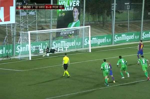 عکس؛ فریاد شادی دروازهبانی که دو پنالتی از بارسلونا گرفت