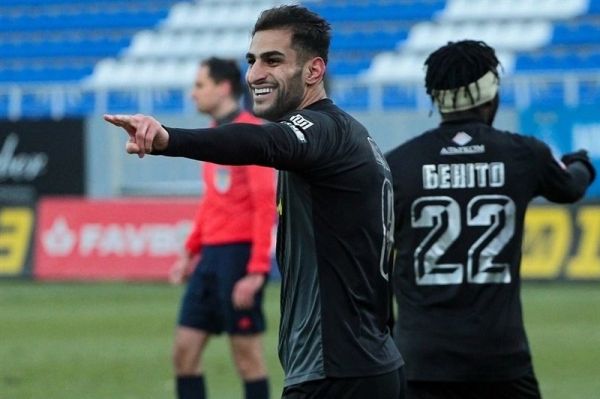 چرا شهاب زاهدی اصرار به حضور در زوریا لوهانسک دارد