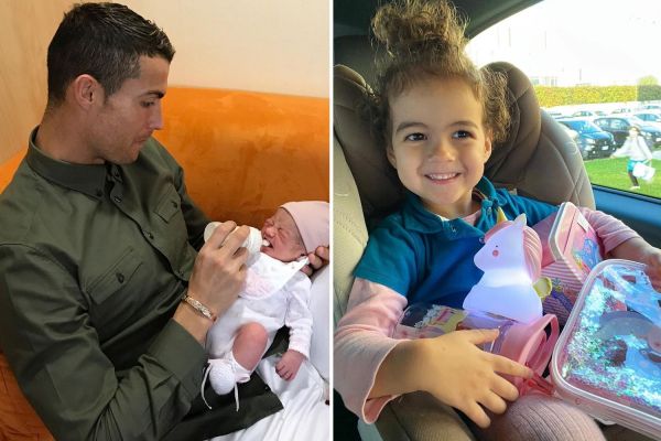  عکس؛ سوژه شدن دختر رونالدو در حال بازی با کیف تبلیغاتی