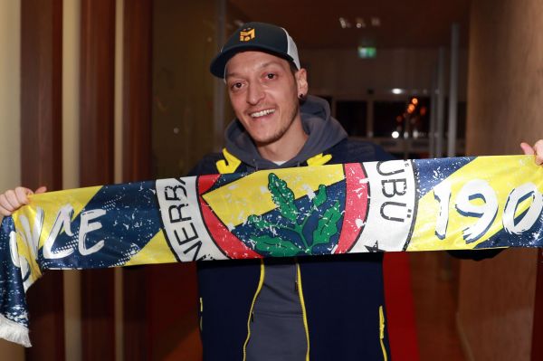  درخواست فنرباغچه از هواداران برای کمک به تامین دستمزد اوزیل