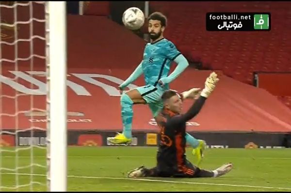 عکس؛ چیپ آرام صلاح به منچستر یونایتد و ریلکس بودن او