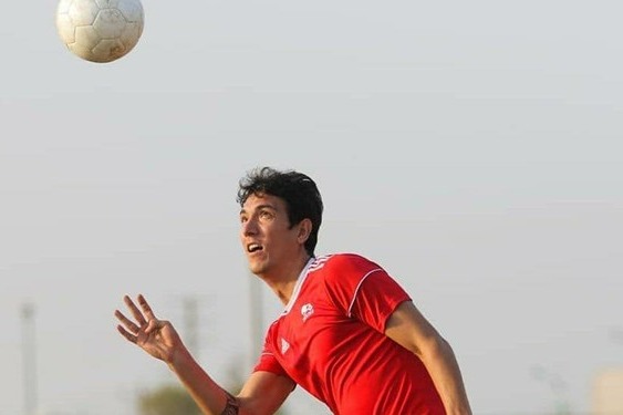  هخامنش  منشا از اول بازی اهانت می‌کرد  شرایط تراکتور را درک می‌کنیم، زنوزی از نان زن و بچه‌اش می‌زند