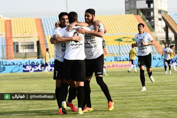  آمار جالب خط حمله سپاهان