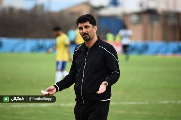 دانش بحث جدایی حسینی از نفت مطرح نیست