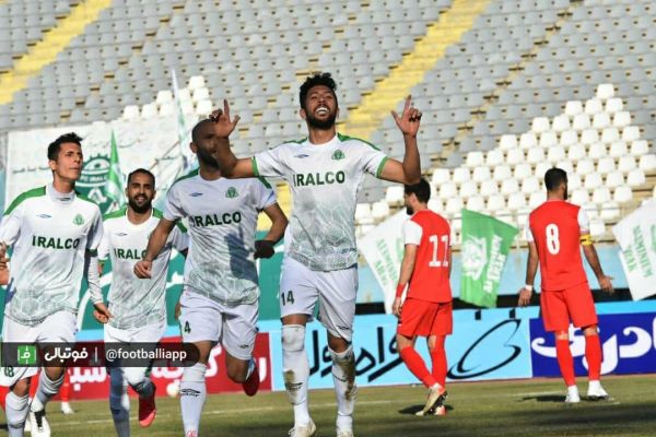 توکلی در گفتوگو با فوتبالی گلم به پرسپولیس آفساید نبود با تیم فوق العاده با شخصیتی بازی داریم