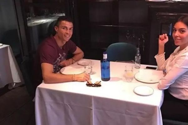  عکس؛ شام رومانتیک رونالدو و نامزدش در شب دربی میلان