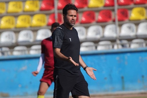  نصرتی  دروازه‌بانمان زمین نخورد اما بازی را باختیم  نیاز به زمان داریم