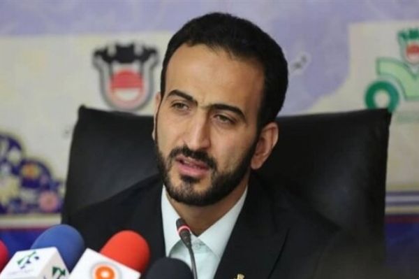 محمدی حضور آذری در تمرین ذوبآهن را در جای خودش بررسی میکنیم