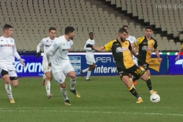 سوپرلیگ یونان شکست خانگی آاِک آتن در حضور یک نیمهای انصاریفرد