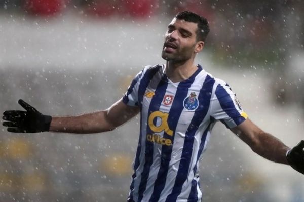 نشریه پرتغالی طارمی تأثیرگذارترین مهاجم پورتو از سال ۲۰۱۵ است