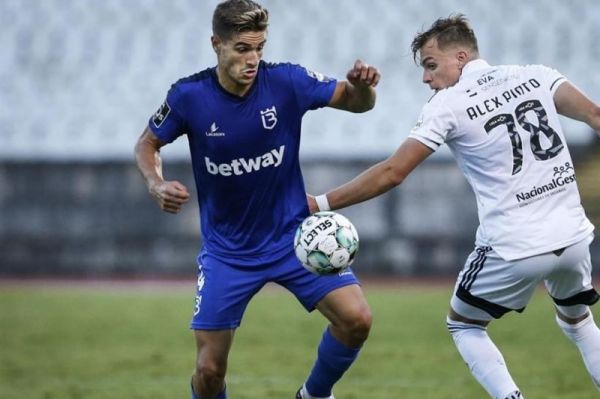 لیگ پرتغال صعود ۲ پلهای سانتا کلارا با برد خانگی