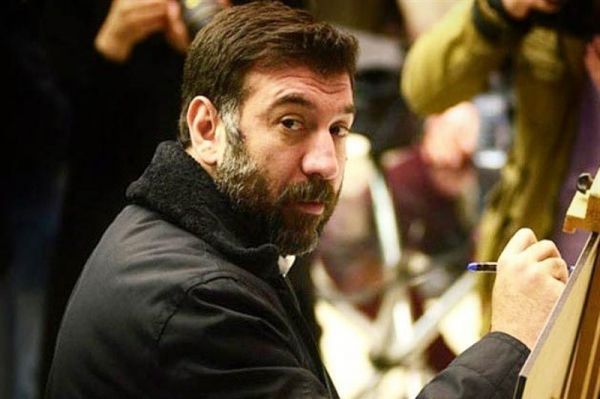 اژدری سطح اکسیژن علی انصاریان روی ۳۰ درصد است فقط معجزه او را به آغوش مادرش بازمیگرداند