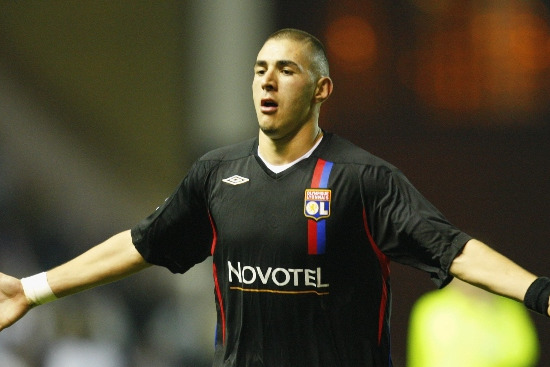 استقبال لیونیها از بازگشت بنزما درهای باشگاه به روی او باز است