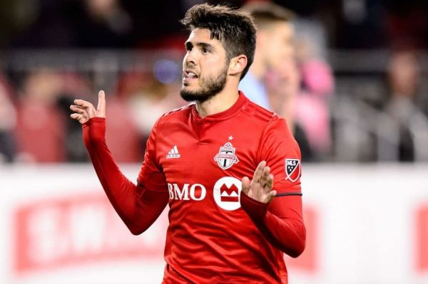  بهترین بازیکن لیگ آمریکا، مقابل استقلال