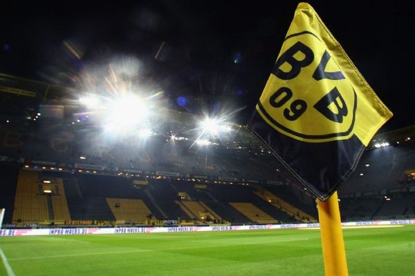  حضور رایگان کادر درمان واکسینه شده در دیدارهای دورتموند