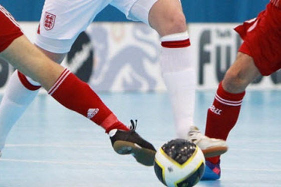  هفته دهم لیگ برتر فوتسال  صدرنشینی فرش آرا و مقاومت در غیاب مس ، گیتی پسند