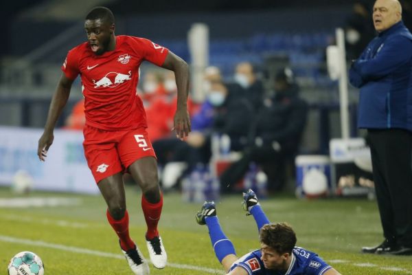  رسمی؛ مدافع میانی ملی پوش فرانسه به بایرن مونیخ پیوست