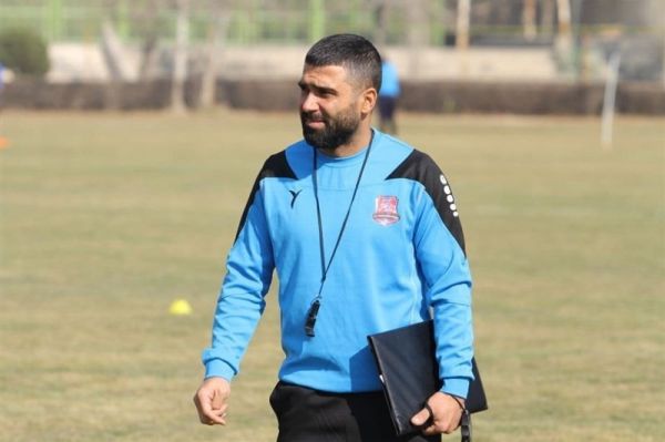  روانخواه  بعضی صحبت‌ها مانند شمشیر دولبه است