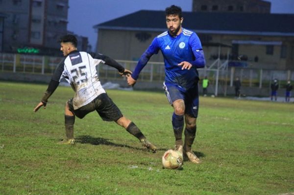جنجال در دیدار قشقایی و استقلال ملاثانی عکس