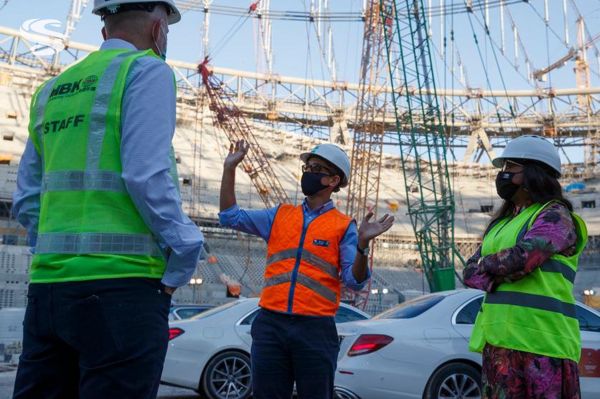  بازدید دبیرکل فیفا از ورزشگاه جام جهانی 2022 + عکس