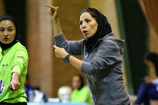  یاری سرمربی شایسته لیگ برتر فوتسال زنان شد