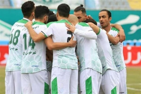 عضو هیات مدیره آلومینیوم عبداللهی سرمربی ما است تراکتور حق بستن قرارداد با خطیبی را ندارد