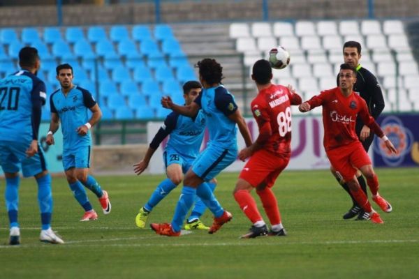  تساوی پیکان و نساجی در دیدار دوستانه