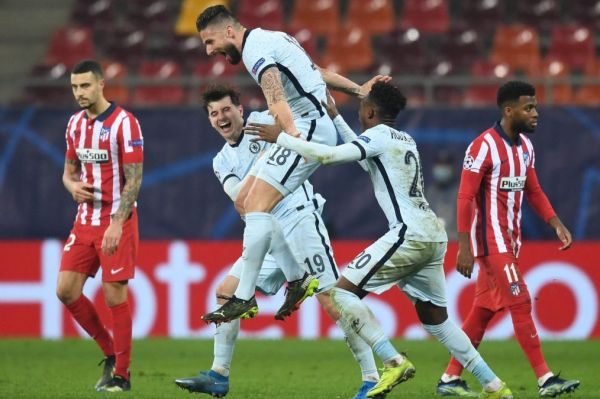  شب سرد سیمئونه در بخارست؛ بایرن مونیخ کار صعود را تقریبا تمام کرد