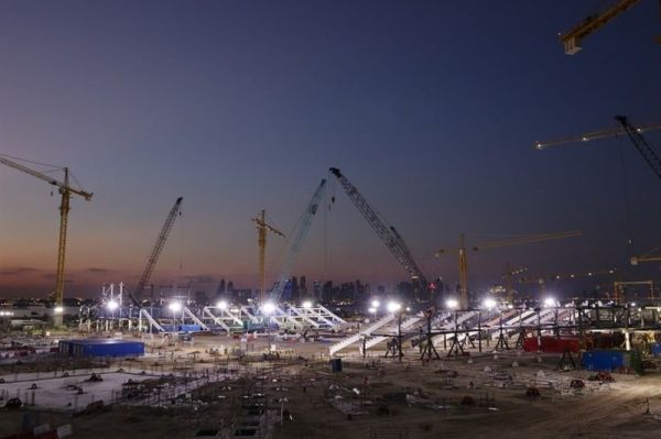  مرگ بیش از ۶ هزار کارگر خارجی در دوران آماده‌سازی قطر برای جام جهانی ۲۰۲۲