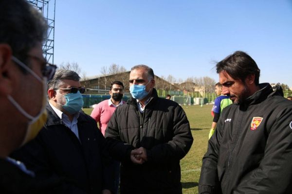  استاندار خراسان با حضور در جمع شاگردان رحمتی  پیگیر وصول بدهی پرسپولیس به شهرخودرو شدیم