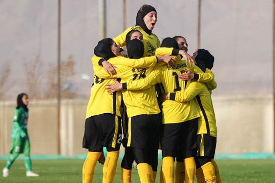 سپاهان اصفهان 2- وچان کردستان صفر کیش و مات وچان به دست شاگردان امیرشقاقی