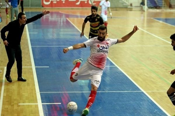  لیگ برتر فوتسال  پیروزی ۱۰ گله گیتی‌پسند  صعود کراپ الوند و فرش‌آرا به مرحله دوم