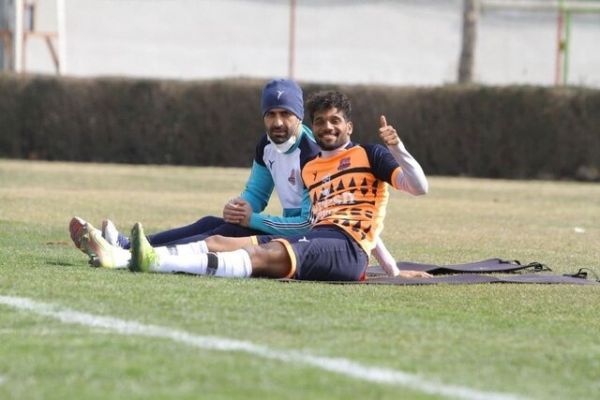  گل‌محمدی رسما به استقلال پیوست