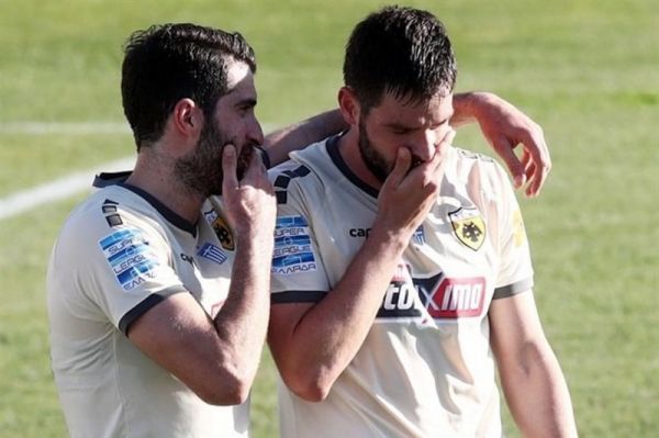 امید دوباره آاِک آتن به کریم انصاریفرد