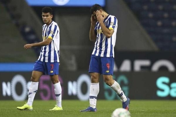  سایت پرتغالی  طارمی عملکرد خوبش را لکه دار کرد  او می‌توانست نفر اول بازی باشد