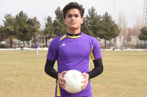 هافبک تراکتور به ماشینسازی پیوست