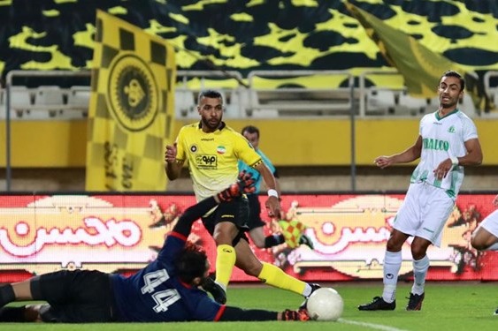 سپاهان با سه غایب به مصاف آلومینیوم میرود