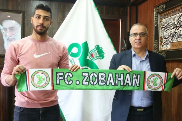  حسین سنگرگیر با ذوب آهن تمدید کرد