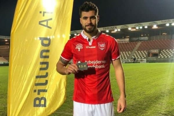 سعید عزت اللهی در ترکیب اصلی وایله بولدکلوب مقابل کپنهاگن