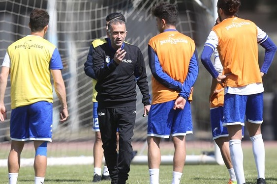 مسیگر کمالوند گفت بر میگردم هیچ مذاکرهای بین باشگاه شاهین و استقلال انجام نشده است