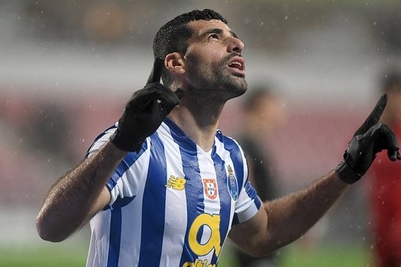 سرمربی ژیل ویسنته مهدی طارمی یک تمام کننده مادرزاد است