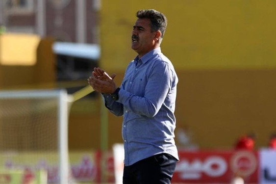 پورموسوی مقابل نایب قهرمان آسیا مساوی کردیم به خاطر مردم آبادان نه اعتصاب میکنیم نه کودتا