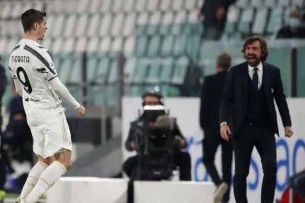  پیرلو  من از بازیکنان خسته‌ترم