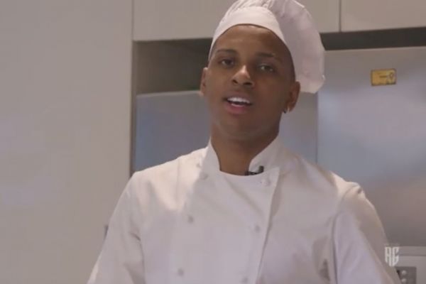 هنرنمایی مهاجم برزیلی با لباس آشپزی کیک رئال مادرید را پخت