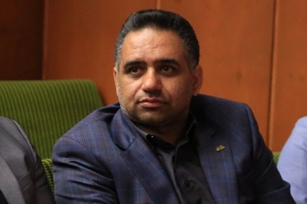  عضو هیات مدیره باشگاه استقلال  می‌خواستند رابطه من و مجیدی را خراب کنند  فرهاد گفت اشتباه کرده است