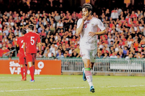  میزبانی ایران در خطر؛ وزیر امور خارجه چطور می‌تواند به داد تیم ملی فوتبال برسد