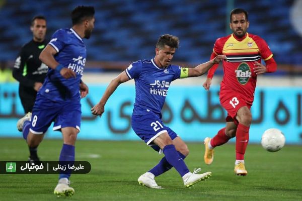 واریز پاداش شکست فولاد به حساب استقلالیها