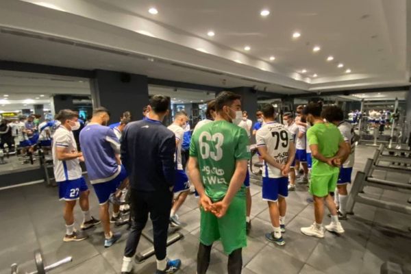  گزارش تمرین استقلال  حضور بازیگر سرشناس سینما و غیبت بازیکن مغصوب مجیدی+تصاویر