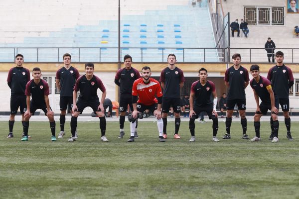  بررسی ماجرای شائبه صغر سنی تیم نوجوانان کیا؛ هیات فوتبال استان تهران  در حال بررسی هستیم