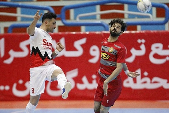  مرحله نهایی لیگ برتر فوتسال  مصاف گیتی پسند مدعی با کراپ شگفتی ساز